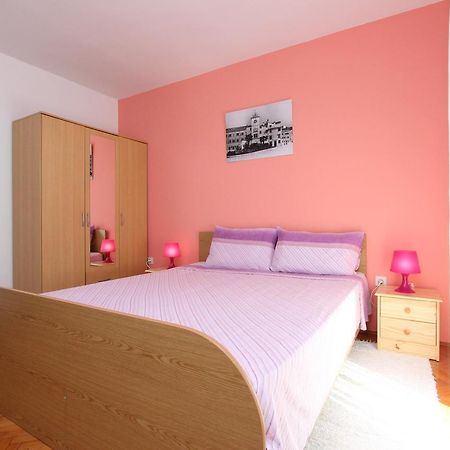 רוביני Apartments Tara מראה חיצוני תמונה