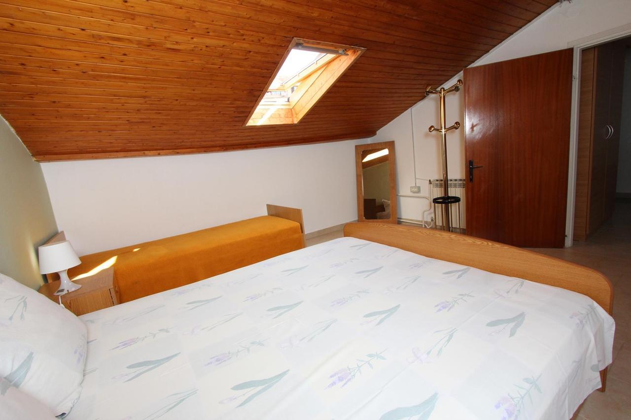 רוביני Apartments Tara מראה חיצוני תמונה