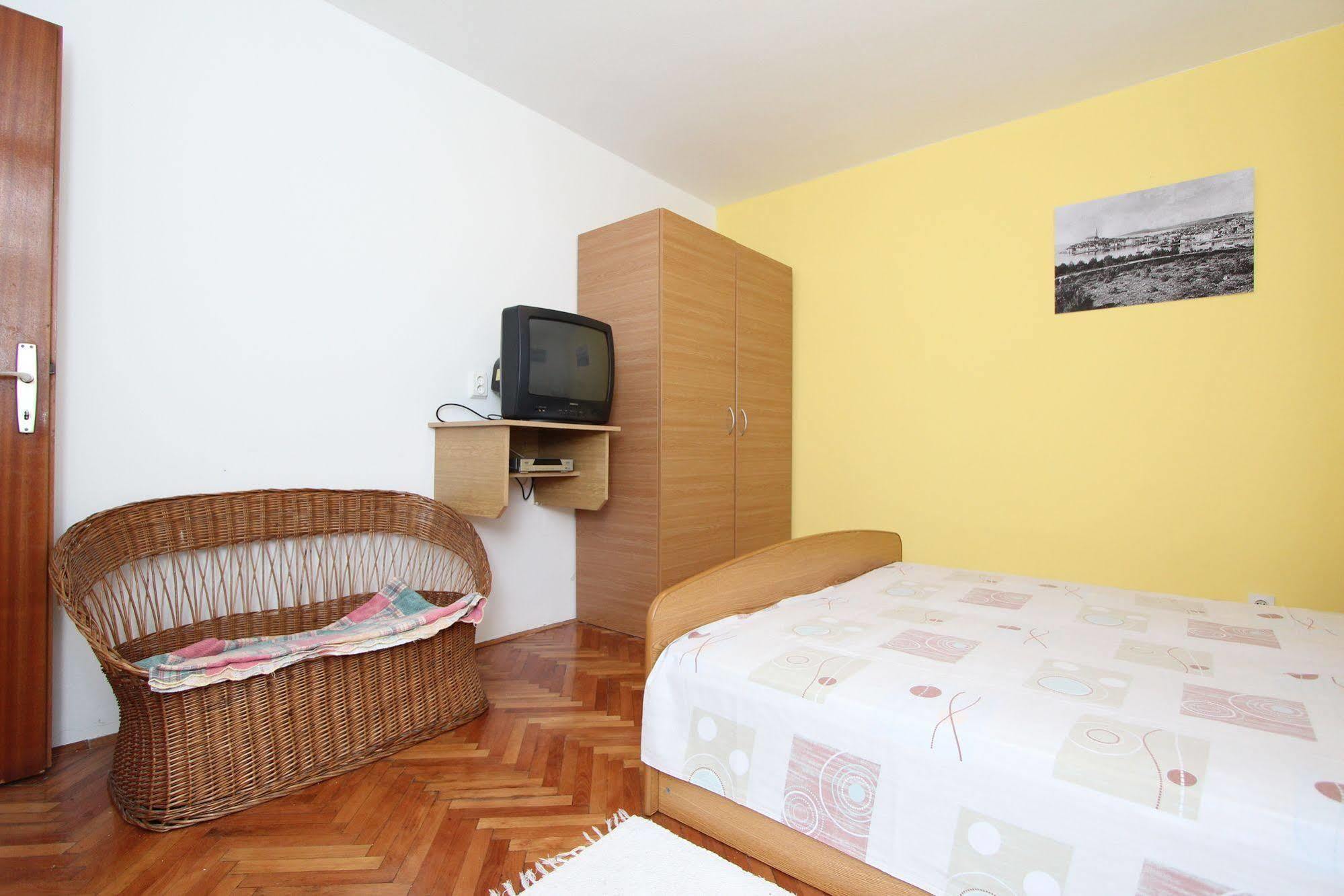 רוביני Apartments Tara מראה חיצוני תמונה